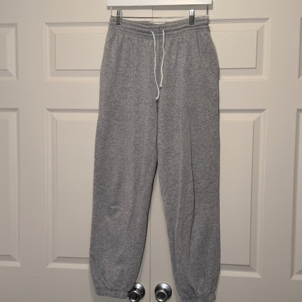 Urban Outfitters Women's Grey Sweatpants
